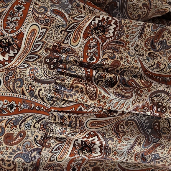 ROZ & ALI Woman's 1X Brown*Black*Gray Paisley Print Blouse - Picture 8 of 11